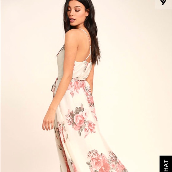 ELEGANT CREAM FLORAL PRINT WRAP MAXI DRESS - Picture 4 of 5